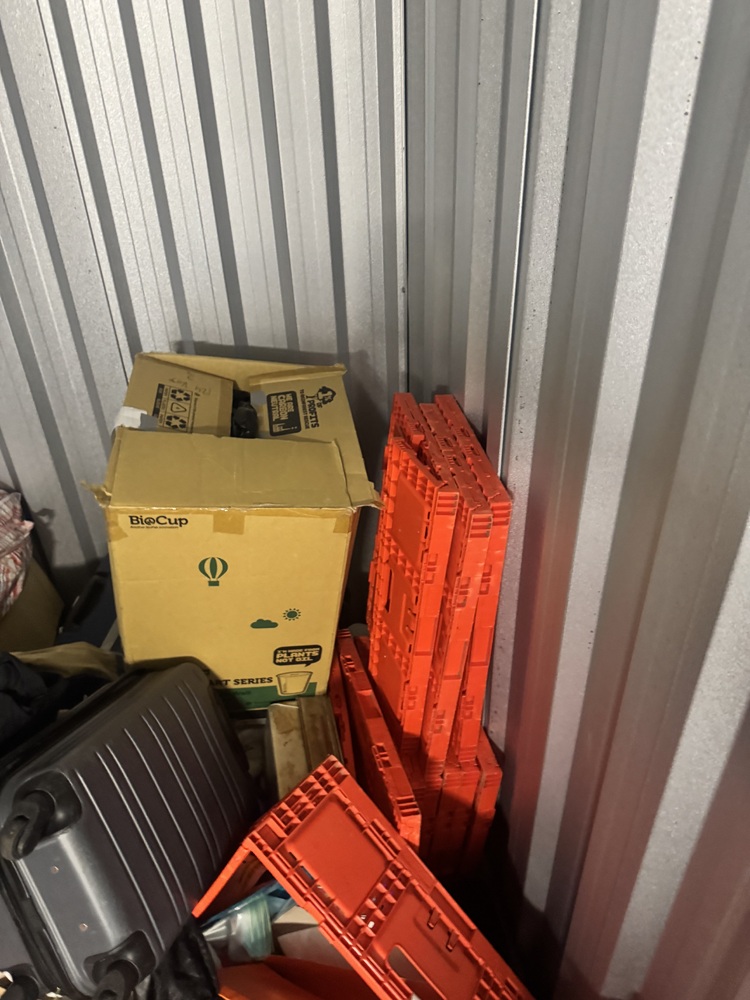 Storelocal Port Kennedy Storage Unit auction IB-8947