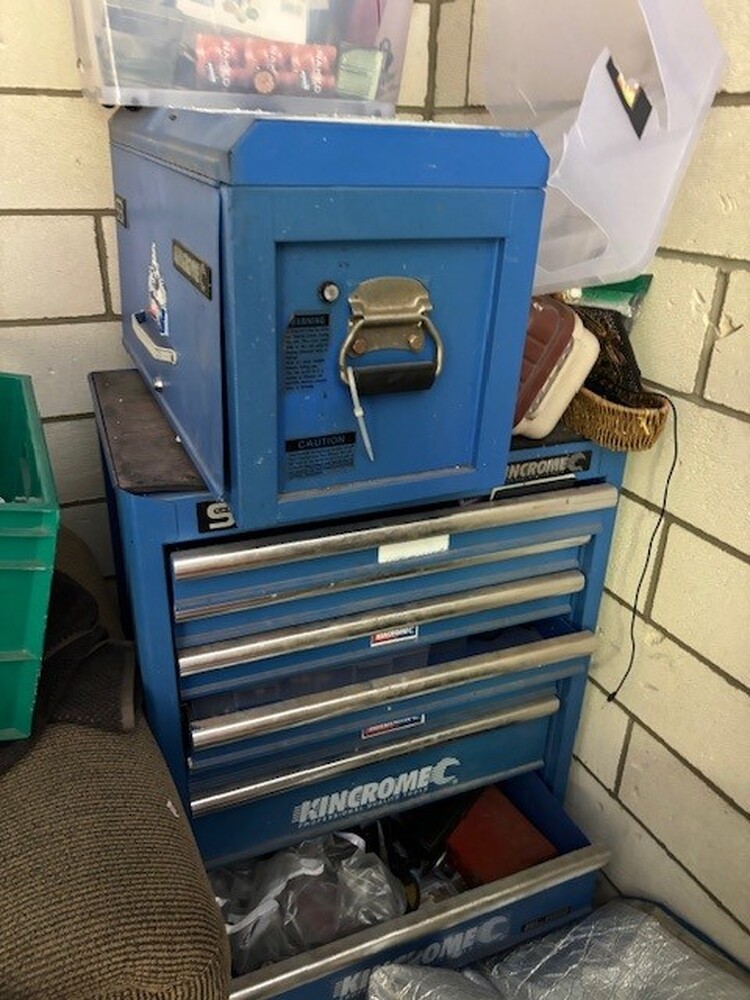 Welshpool Self Storage W2 Storage Facility Unit auction IB-4596