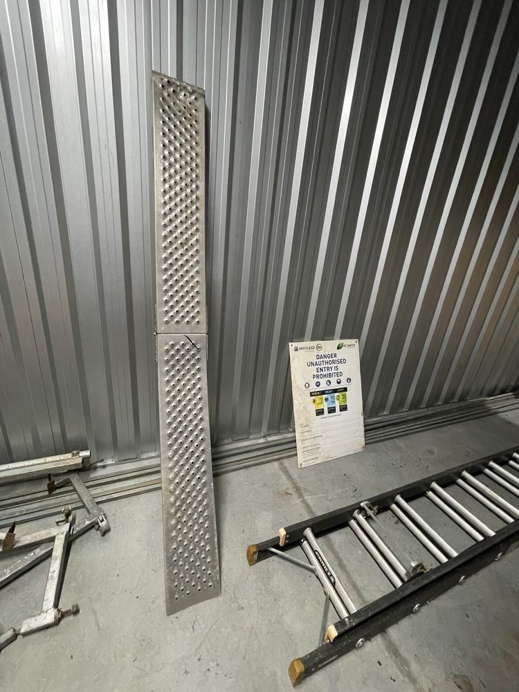 Rent a Space Oran Park Storage Unit auction IB-4194