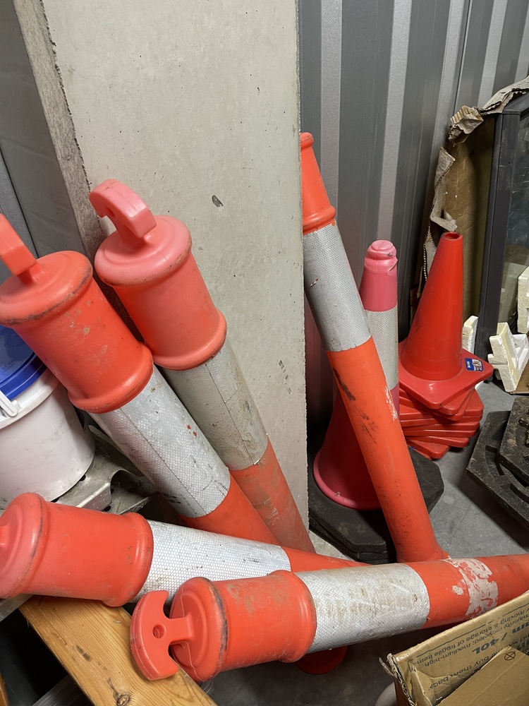 Rent a Space Oran Park Abandoned Self Storage Auctions auction IB-4194