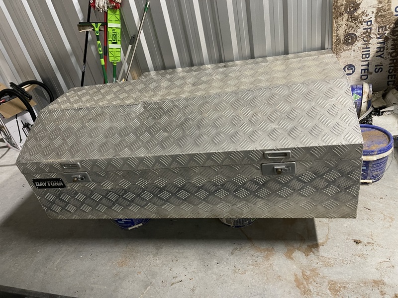 Rent a Space Oran Park Abandoned Storage Unit Auctions auction IB-4194