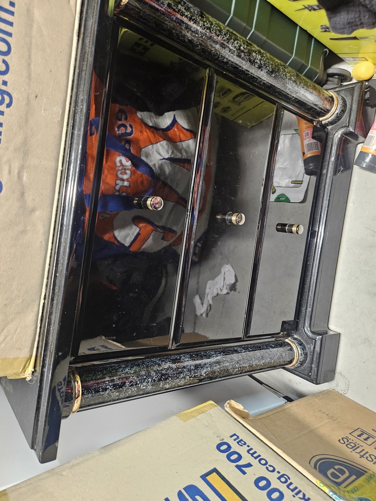StorHub Homebush Bid on Storage Unit auction IB-5385