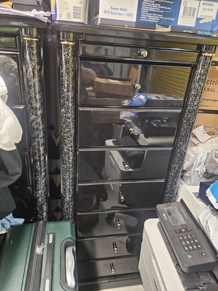 StorHub Homebush Bid on Storage auction IB-5385