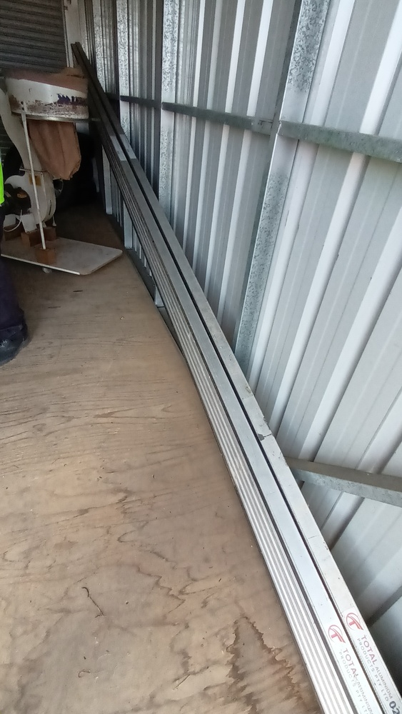 Storage King Delacombe Storage Auctions auction IB-2357