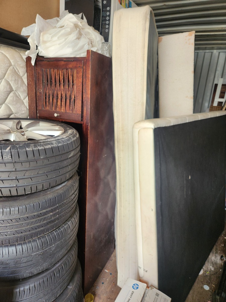 Aussie Container Storage -  Molendinar Storage Unit auction IB-6794