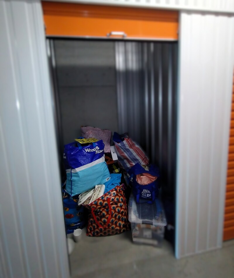 Kennards Self Storage Moorebank AustraliaÂ Storage Auctions auction IB-1462