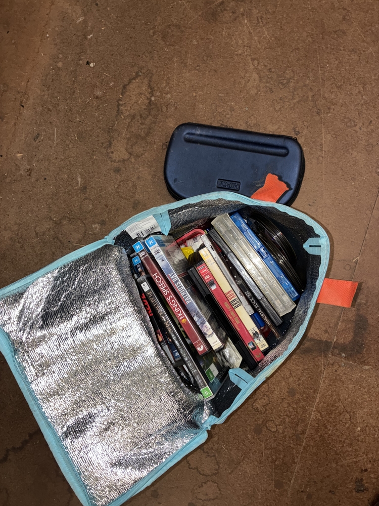 Storage Choice Ipswich  Storage Unit Auction auction IB-8630