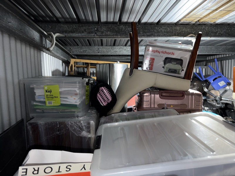 Storage King Eastgardens Bid on Self Storage Unit auction IB-7209