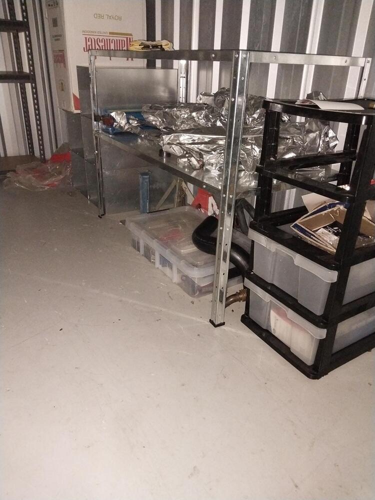Storage King Goulburn Abandoned Self Storage Auctions auction IB-9297