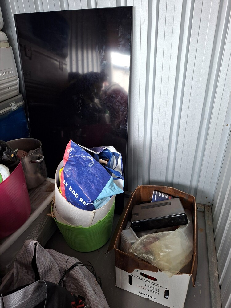 Storage King Melton Storage Unit auction IB-4303