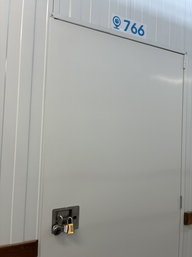 StoreLocal SUNSHINE Abandoned Storage centre Auctions auction IB-5030
