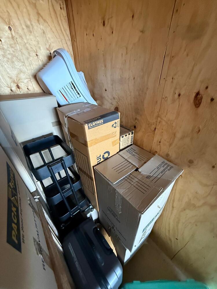 SmartWay Storage Brisbane Self Storage auction IB-1591