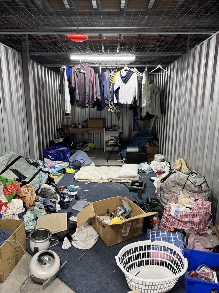 KeepSafe Bayswater Bid on Storage auction IB-3927
