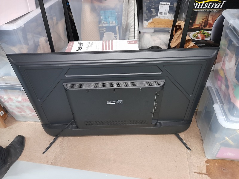 Roomia Self Storage Beverley Bid on Self Storage Unit auction IB-7610